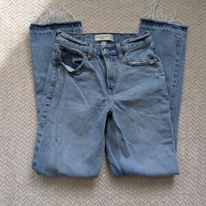 Abercrombie and Fitch 90's mid rise straight curve love jeans
